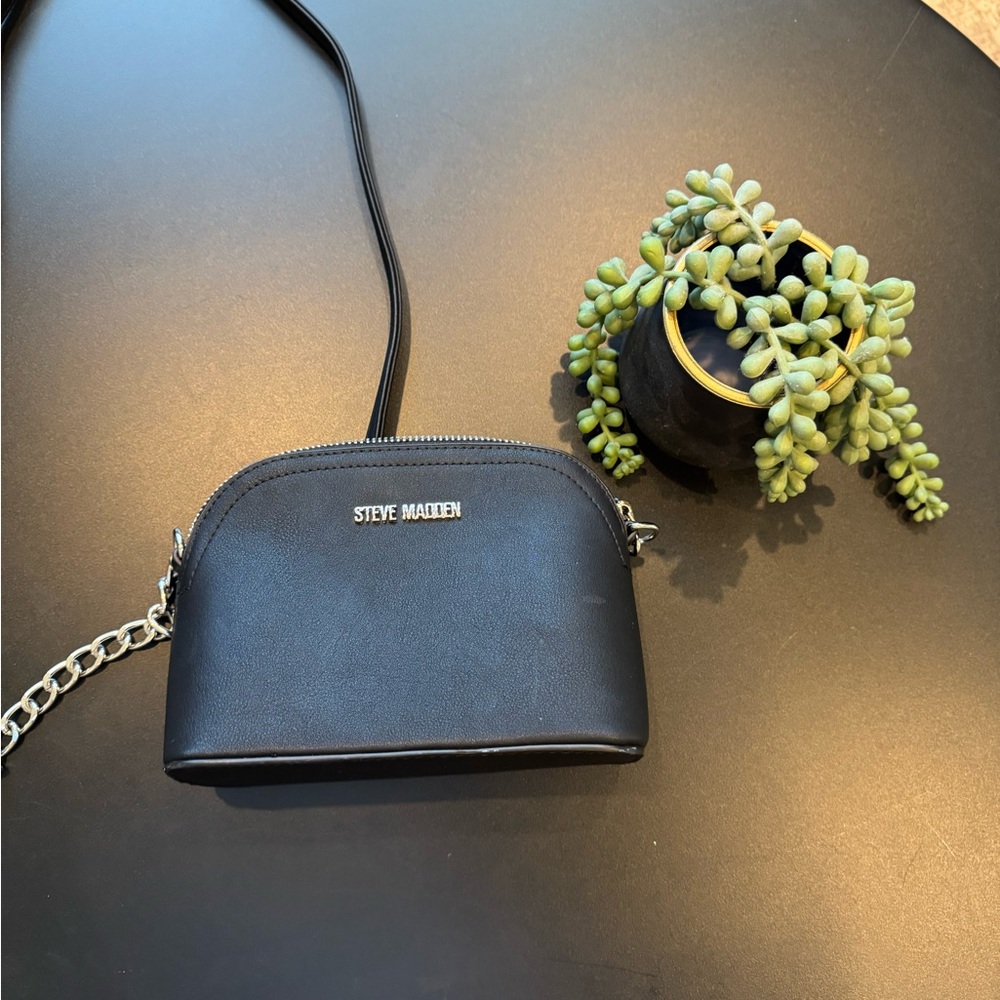 Steve Madden Black Crossbody Bag with Chain Detail